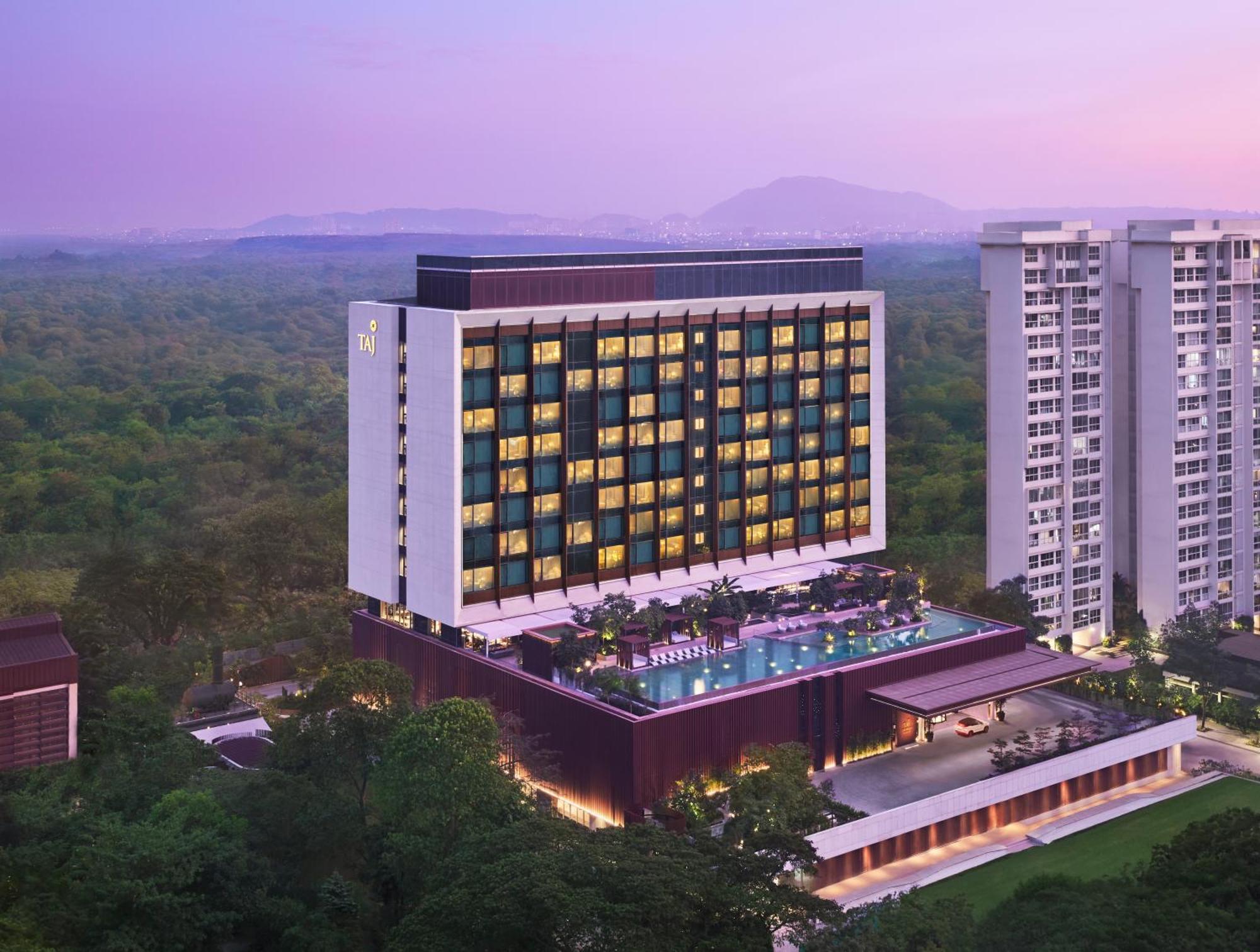 Taj The Trees, Mumbai Hotel Exterior photo